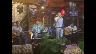 Download Tiền Thắng Tình Thua- Anh Trung Hát Live - Ngày 16/12/2022- Cafe Đất Việt MP3