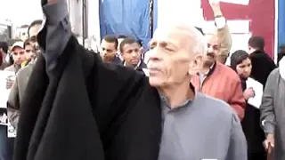 شيد قصورك على المزارع بصوت أحمد فؤاد نجم من قلب التظاهرات المصرية دندنها