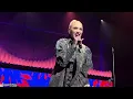 Download Lagu Gwen Stefani performs Swallow My Tears at Audacy’s  Leading Ladies in Brooklyn, NY on 4.3.25