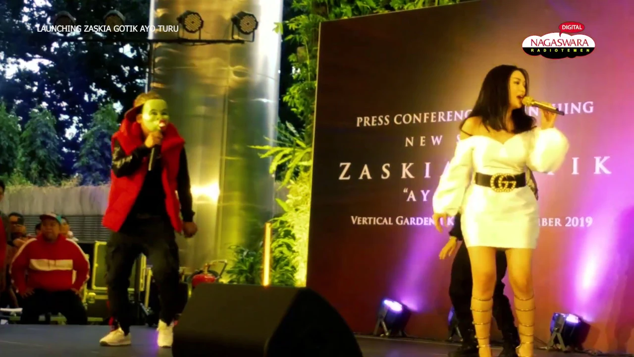 Live Perform Zaskia Gotik - Paijo (feat. RPH & DJ Donall) Live Perform Zaskia Gotik - Paijo (feat. RPH & DJ Donall)