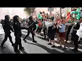 Download Lagu Vuelta a España 2025 | 21. Etappe abgebrochen! Heftige Proteste und Ausschreitungen in Madrid
