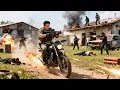 Lagu 【Youth Movie】特種兵王騎著機車殺進毒梟基地，爆殺毒販，繳獲百噸炸藥！#電視劇 #經典#杨洋