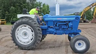 73 Ford 7000 Tractor
