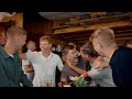Download Lagu Likke Pêhp - Carolien [Nee, Ik Blijf Wel Hier] (Officiële Videoclip)