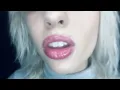 kiss
