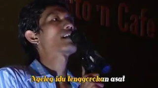 Download Catur Arum - Bokong Semok [Official Music Video] MP3