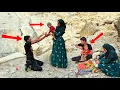 Download Lagu Sad moment: Muhammad meets little Ali
