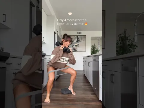 4 moves and 12 minutes to get sculpted legs ๐ฅ#barre #pilates #matpilates #homeworkout #quickworkout