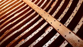 Torture-boards, Plugs, Varnish! (Traditional Boatbuilding / EP97)