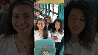الصلب مكنش ضعف دا حب مينتهيش      دندنها