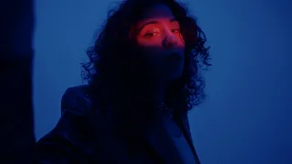                      إيه الكلام دندنها