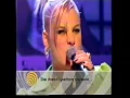 Download Lagu Pink - Get The Party Started live on Top Of The Pops
