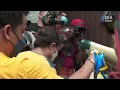 Download Lagu Tientallen mensen komen bijeen voor vrede en solidariteitsacties