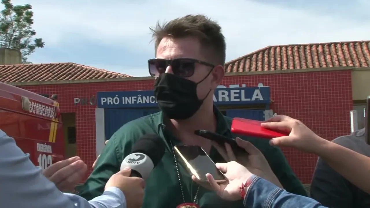 Saudades: jovem de 18 anos invade creche, mata duas funcionárias e três crianças a golpes de facão