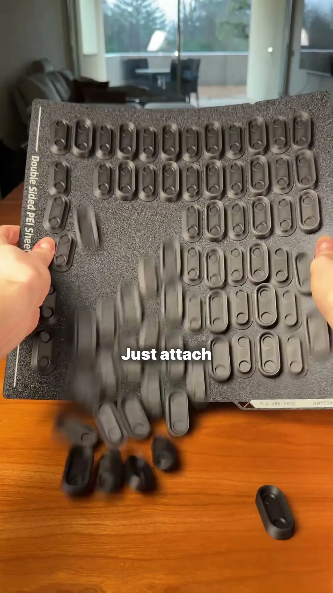 SNAP CLICK | MAGNETIC WALL HOLDER