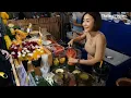 Download Lagu Delicious watermelon smoothies (Tangmo pan) from beautiful girls.