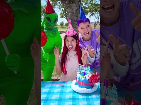 يا إلهي، لم يتبقَّ شيء لحفلة عيد ميلادي!#shortvideo