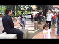 Mulo Francel macht Straßenmusik in Melaka / Malaysia