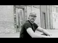 Riley Green - They Don’t Make 'Em Like That No More (Lyric Video)