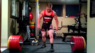 Over 4 times bodyweight deadlift 551 by 40 year old drug free 132 competitive powerlifter