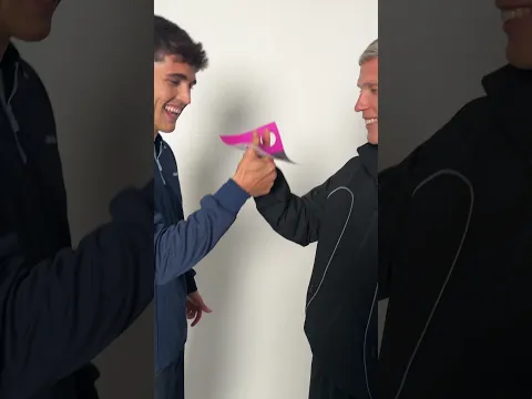 Olmo vs Cubarsí 👍 thumb wrestling 👍 #football #spain #f50