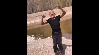 meme square head chinese man explaining but its 10 minutes loop