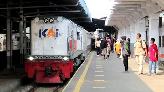 nonton kereta api di stasiun bandung sore hari penuh penumpang kereta api lokal bandung raya 