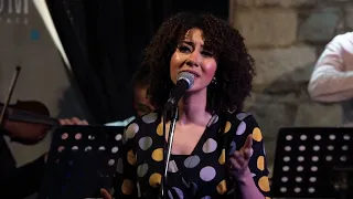 اتطلع فيي هيك كارول سماحه 