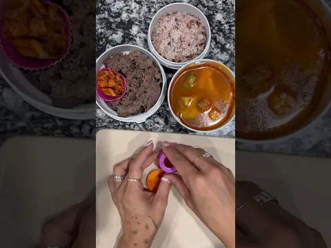 Bulgogi and kimchi doenjang jjigae with mixed rice