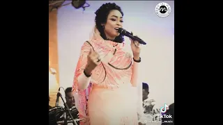 الجديد و حصري مروة الدولية الدنيا فيها القوي و الضعيف في الحارة زول معاك ما بقيف الحفل الجماهيري 