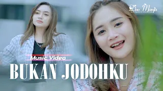 Download Duo Manja - Bukan Jodohku (Official Music Video) MP3