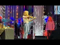Download Lagu Robert Plant \u0026 Alison Krauss cover In the Mood / Matty Groves / Gallows Pole in Madison, WI - 6.8.24