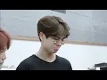 Download Lagu Younghoon Sad and Crying Moment ㅠㅠ [더보이즈 영훈]