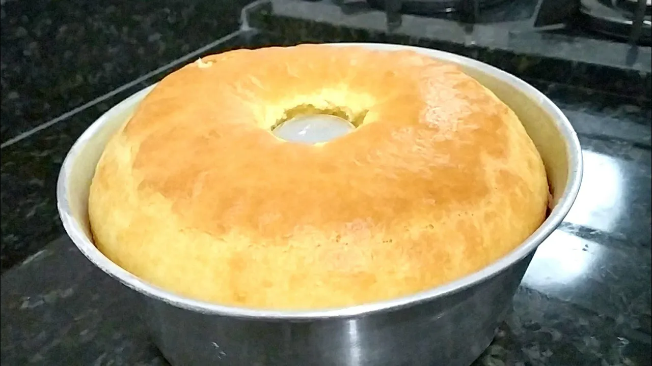 EU FAÇO MEU PÃO PARA O CAFÉ EM 10 MINUTOS! FAÇA HOJE, FOFINHO E MUITO GOSTOSO | PILOTANDO O FOGÃO