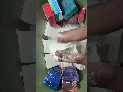 Chalk Dust Explosion - White