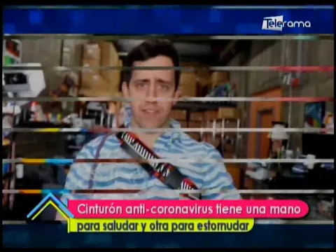 Cinturón anti-coronavirus tiene una mano para saludar y otra para estornudar