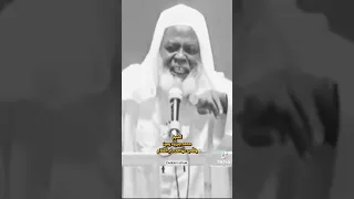 الشيخ محمد جبريل يمين والله يدعوا إلى دار السلام 