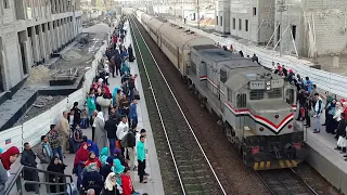 أكبر فيديو مجمع لمرور القطارات     بمحطة دمنهور دندنها