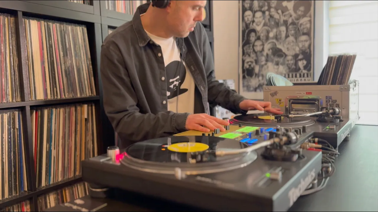Vinyl Only Set - Hip Hop 50th anniversary 30min DJ Mix