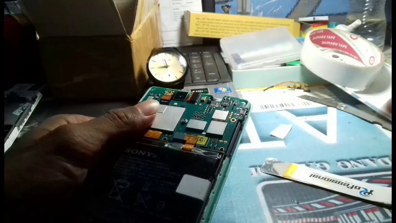 Sony xperia m2 sim card reader slot repair Fb Page /https://www.facebook.com/Mobile.Service.fr.. 