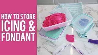 Here are some tips on how to store buttercream and royal icing flowers if you need to make them in a. 