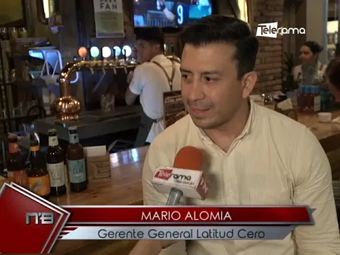 Tap Room Latitud Cero Cuenca ubicado frente al Parque Calderón