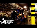 Download Lagu NEVER GROW UP - THE GRAFFITI SERIES (EPISODE 1 - BERLIN)