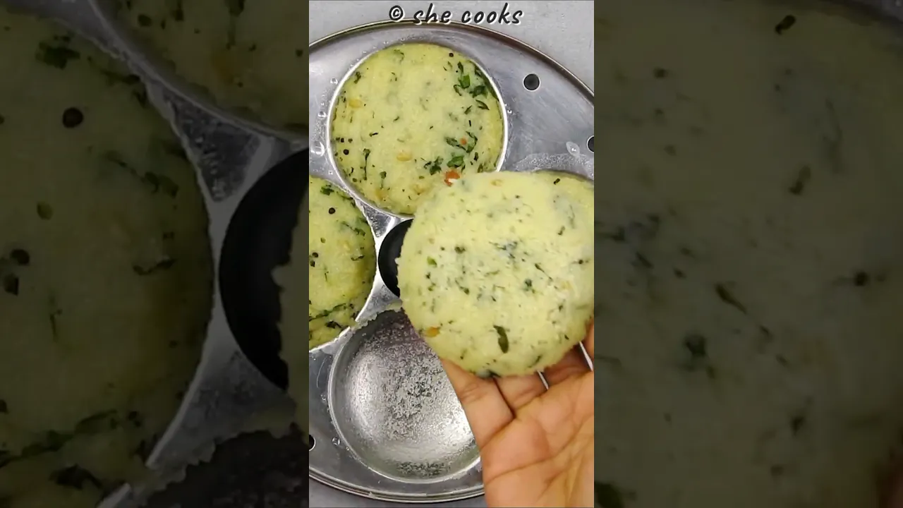 Palak Rava Idli Recipe #Quick Breakfast #Dinnerrecipes #instantbreakfast #kidslunchboxrecipe #shorts