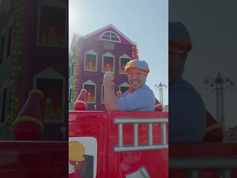 Blippi joue au pompier pour Halloween! #blippi #shorts #blippienfrancais #halloween