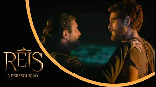 NOVELA REIS: Samuel tranquiliza Davi: "Nada acontece sem a permissão de Deus"