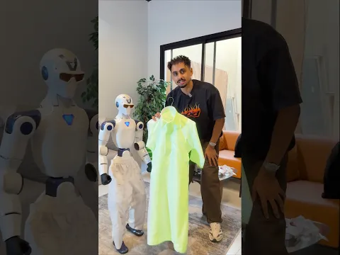 فصلت للربوت ثوب