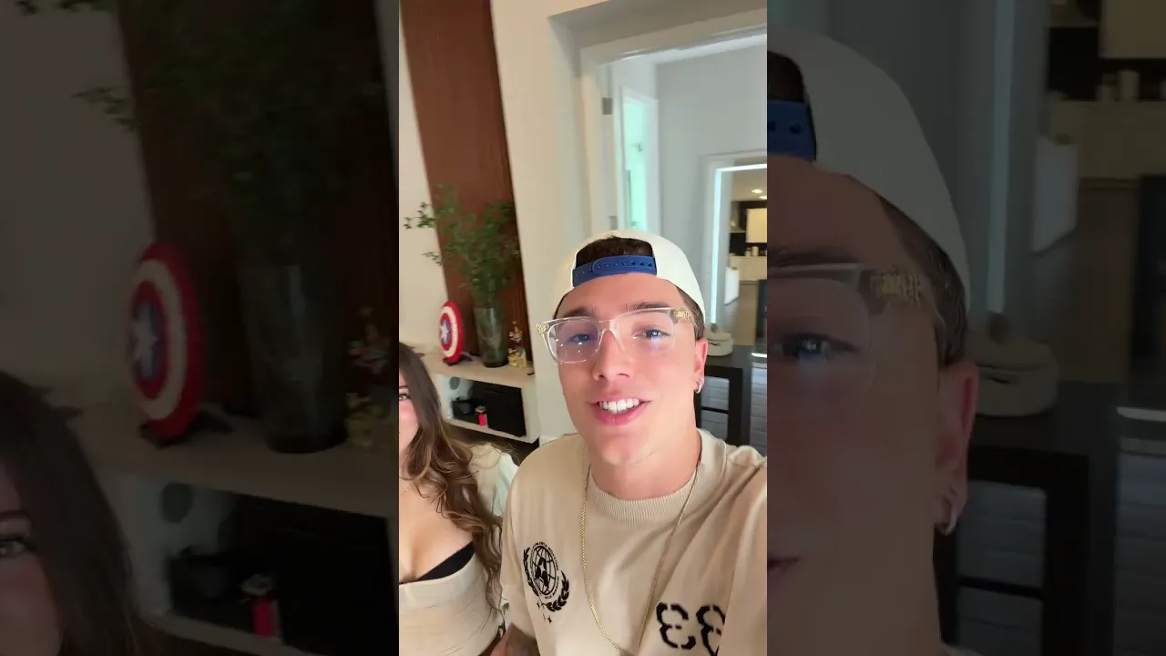 😜