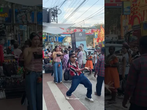 Crazy bhojpuri dance in public 😂🤘 #funny #dance #rocklama #viral