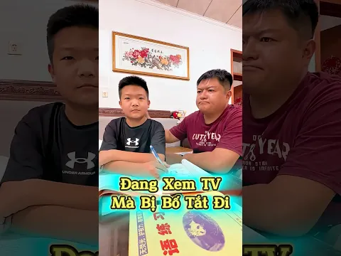 Đang Xem TV Mà Bị Bố Tắt Đi 📺👨🤣